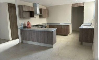 Departamento en Renta en El Pueblito Centro