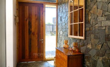 Pichilemu, Espectacular Casa frente al mar