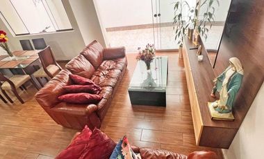 Venta de Casa de 4 Pisos  – Santiago de Surco