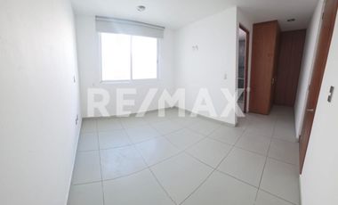 RENTA CASA EN KUNEM XILOTZONGO - (3)