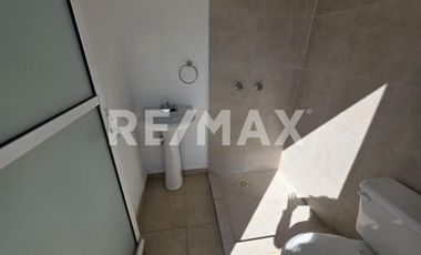 RENTA CASA EN KUNEM XILOTZONGO - (3)