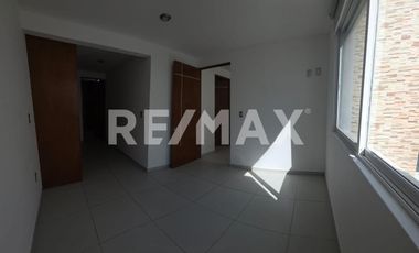 RENTA CASA EN KUNEM XILOTZONGO - (3)