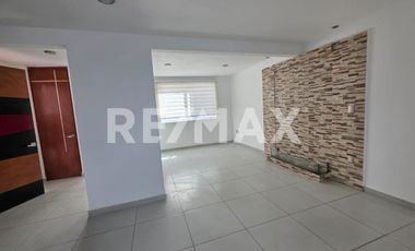 RENTA CASA EN KUNEM XILOTZONGO - (3)