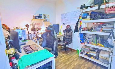 Hogar familiar: luminoso, seguro y con patio