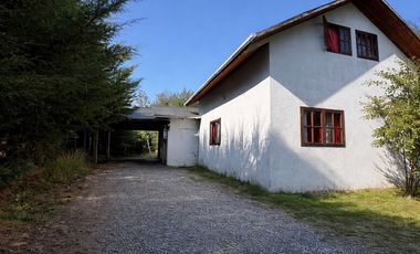 SE VENDE 2 CASAS EN 5.000M2, VISTA VOLCÁN Y LAGO