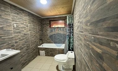 SE VENDE 2 CASAS EN 5.000M2, VISTA VOLCÁN Y LAGO