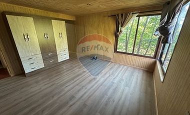 SE VENDE 2 CASAS EN 5.000M2, VISTA VOLCÁN Y LAGO
