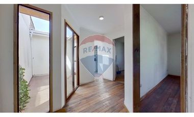 Casa Venta 3 Dormitorios., Renovada