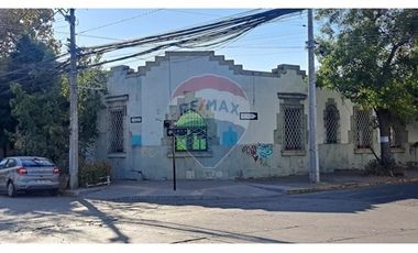 Casa Venta 3 Dormitorios., Renovada