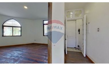 Casa Venta 3 Dormitorios., Renovada