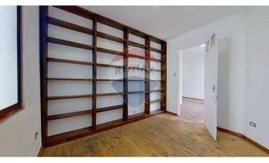 Casa Venta 3 Dormitorios., Renovada