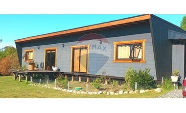 Venta casa en Pucón con vista al volcán