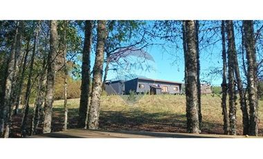 Venta casa en Pucón con vista al volcán