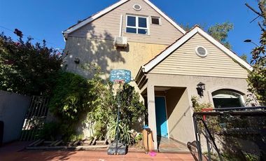 Casa en Arriendo en Isabel La Católica /Manquehue