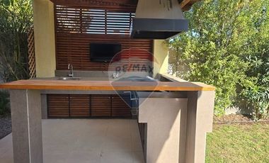 Atención INVERSIONISTAS Casa en Piedra Roja