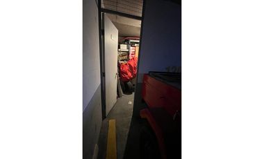 VENTA ESTACIONAMIENTOS Y BODEGA , CENTRICA