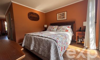 Casa en Venta en Camino del Claustro 6768