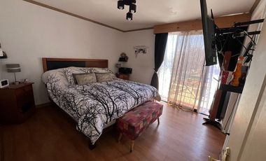 CASA EN PARQUE INGLES 4D 3B  PATIO AMPLIO