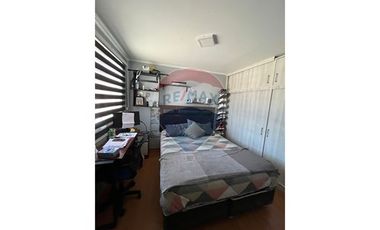 CASA EN PARQUE INGLES 4D 3B  PATIO AMPLIO