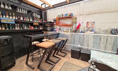 CASA EN PARQUE INGLES 4D 3B  PATIO AMPLIO