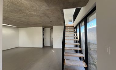 SE VENDE CASA DE 2 PISOS EN BOSQUES DE MONTEMAR (CÓD. 571)