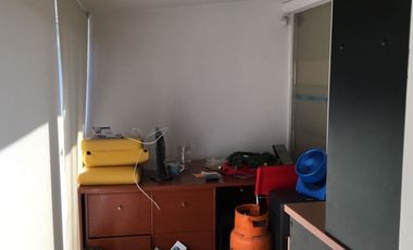 SE ARRIENDA CASA COMERCIAL EN AV. LAS CONDES (CÓD. 569)