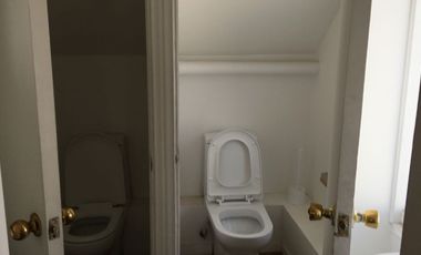 SE ARRIENDA CASA COMERCIAL EN AV. LAS CONDES (CÓD. 569)