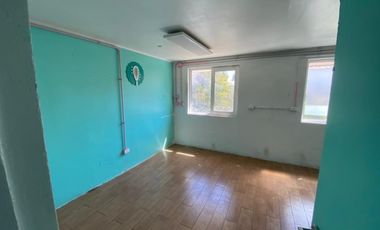 SE ARRIENDA CASA COMERCIAL EN AV. LAS CONDES (CÓD. 569)