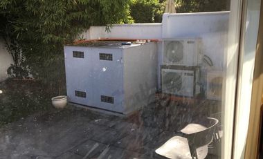 SE ARRIENDA CASA COMERCIAL EN AV. LAS CONDES (CÓD. 569)