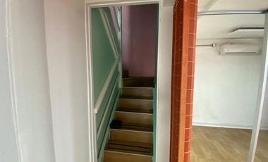 SE ARRIENDA CASA COMERCIAL EN AV. LAS CONDES (CÓD. 569)