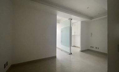 SE ARRIENDA OFICINA EN REÑACA