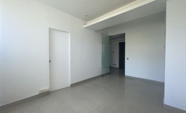 SE ARRIENDA OFICINA EN REÑACA