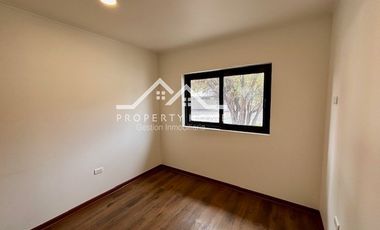 CASA 4 DORM + SERVICIO + PISCINA Y QUINCHO LOS BOSQUES