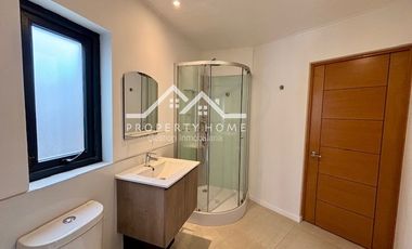 CASA 4 DORM + SERVICIO + PISCINA Y QUINCHO LOS BOSQUES