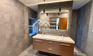 CASA 4 DORM + SERVICIO + PISCINA Y QUINCHO LOS BOSQUES