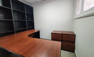 Arriendo casa comercial Los Leones/ Eliodoro Yañez