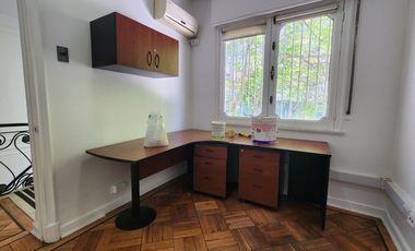 Arriendo casa comercial Los Leones/ Eliodoro Yañez