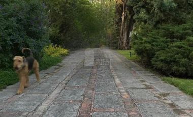 Oportunidad de Casa tipo Hacienda con 10,000 m2 en Zona Metropolitana de Querétaro