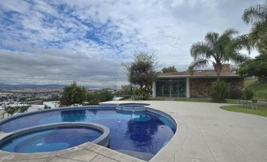 Casa en condominio en renta en Colinas del Bosque 2a Sección, Corregidora, Querétaro
