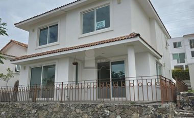 Casa en condominio en renta en Colinas del Bosque 2a Sección, Corregidora, Querétaro
