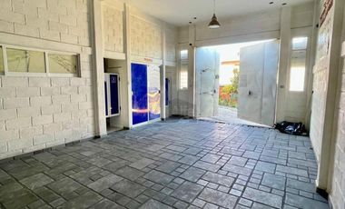 Edificio en venta en Parque Residencial con Diseño Versátil para tu negocio y estilo de vida