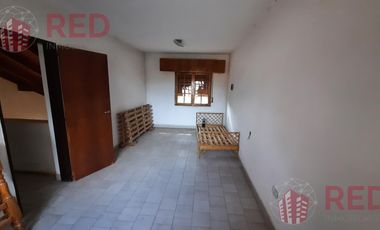 Vende Casa 2 dormitorios y  Monoambiente en Cipolletti