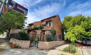 Vende Casa 2 dormitorios y  Monoambiente en Cipolletti