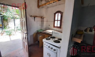 Vende Casa 2 dormitorios y  Monoambiente en Cipolletti