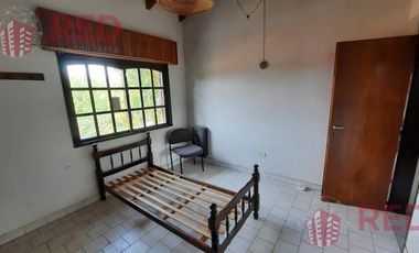Vende Casa 2 dormitorios y  Monoambiente en Cipolletti