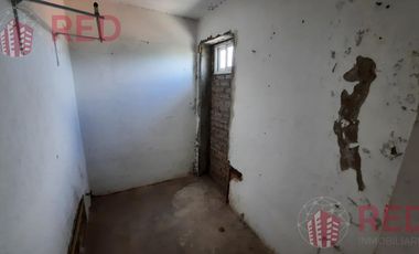 Vende Casa 2 dormitorios y  Monoambiente en Cipolletti