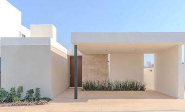 Casa de 1 piso en privada residencial en Conkal