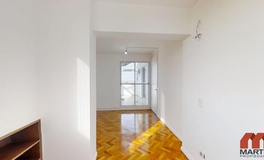 Departamento en alquiler en San Isidro 4 ambientes en Dúplex con escritorio, toilette y balcón,