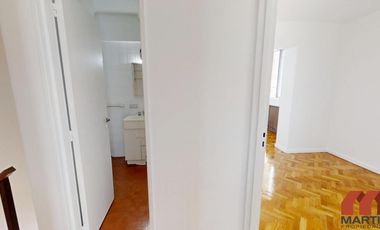Departamento en alquiler en San Isidro 4 ambientes en Dúplex con escritorio, toilette y balcón,