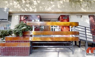 Departamento en alquiler en San Isidro 4 ambientes en Dúplex con escritorio, toilette y balcón,